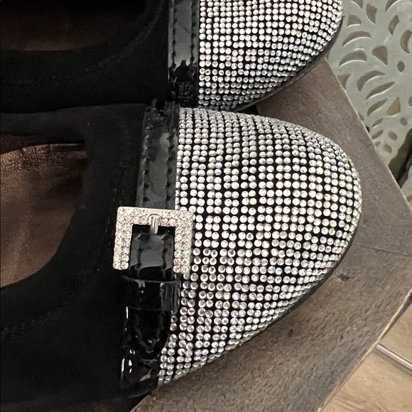 🛑 1 hour sale. AGL, size 9.5, Black Flats with Silver Sparkle Accents - Picture 9 of 10